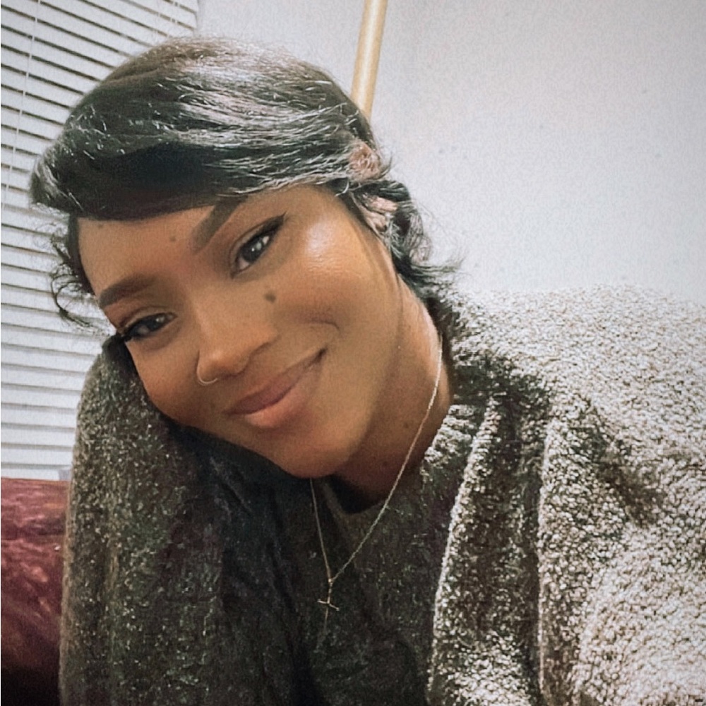 Meet your Posher, Breanna
